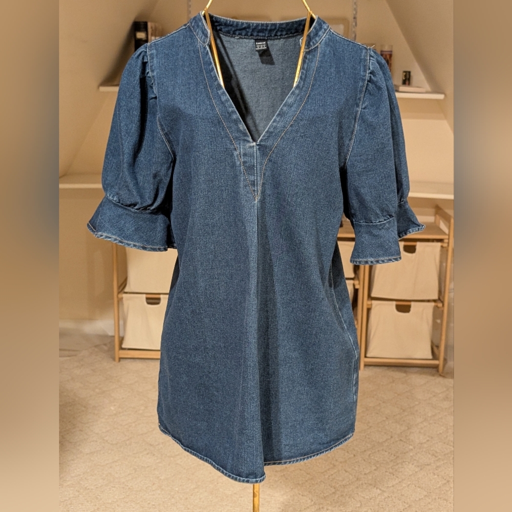 Denim Blue V-Neck Women's Top, Size M